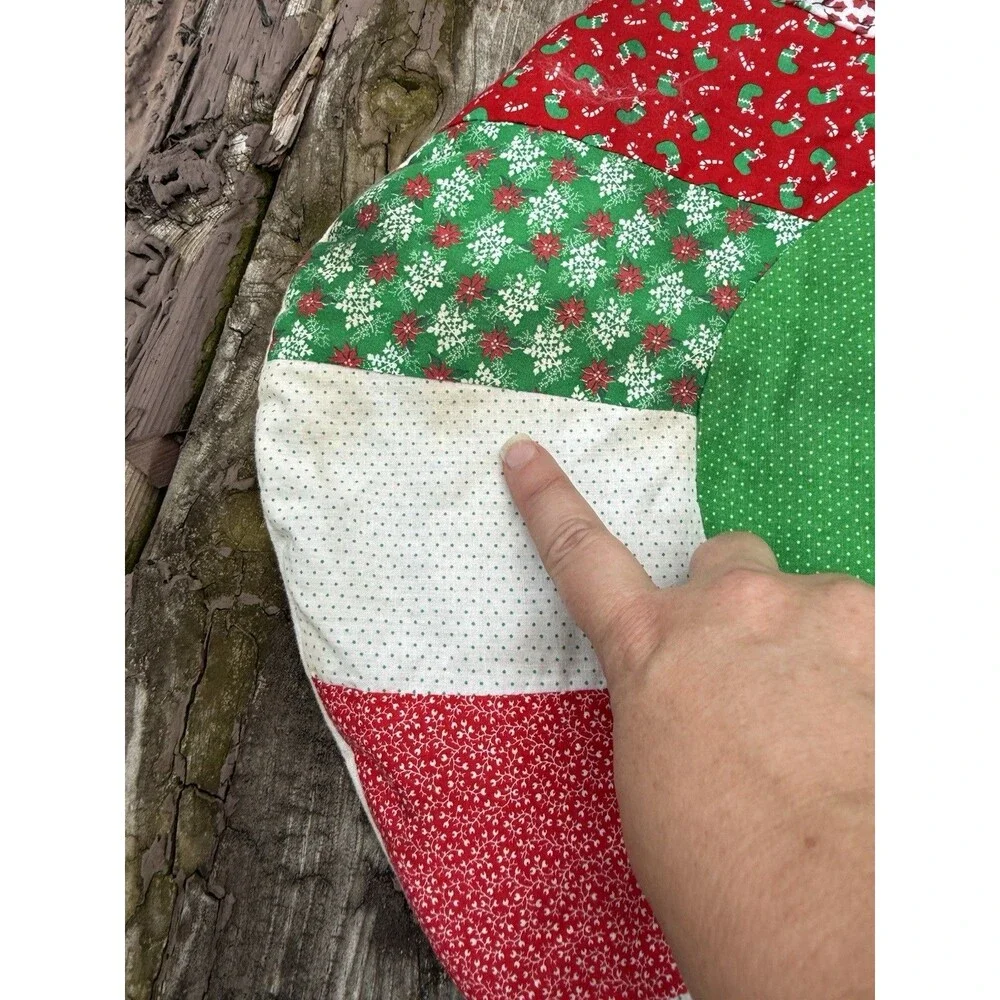 Handmade Christmas Patchwork Quilted Festive Red Green Tree Skirt 43”